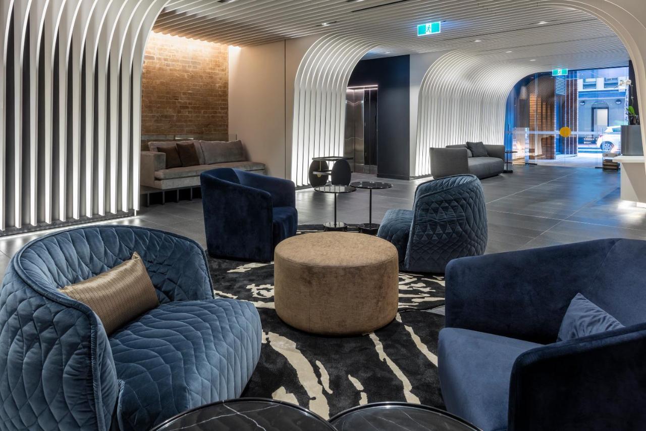 Skye Suites Сидней Экстерьер фото The lounge at the airport